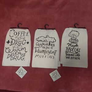 Primitives by Kathy Kitchen Towels Set Maybe Broccoli Doesn't Like You Either